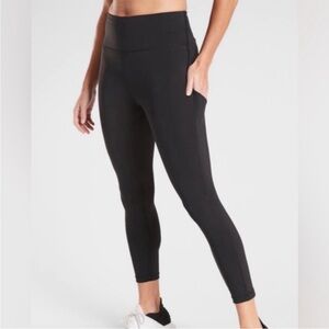 Athleta Women’s Lightning Stash Pocket Tight Leggings